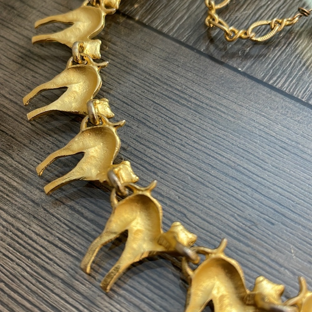 Vintage Gold-tone Sculptural Judith Woracek Mullen Cat Link Statement Necklace - Picture 11 of 17